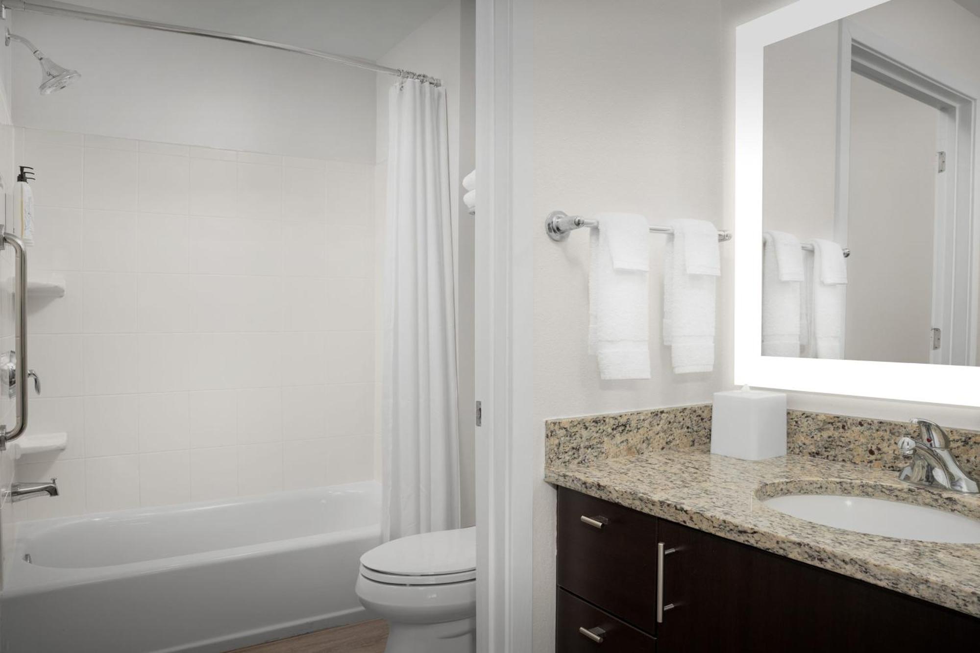 Towneplace Suites By Marriott Gainesville Northwest Buitenkant foto